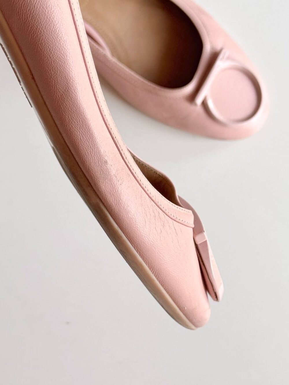 SALVATORE FERRAGAMO Ena Ballet Pink Leather Gancini Ballerina Flats, Size 8 - Picture 5 of 16